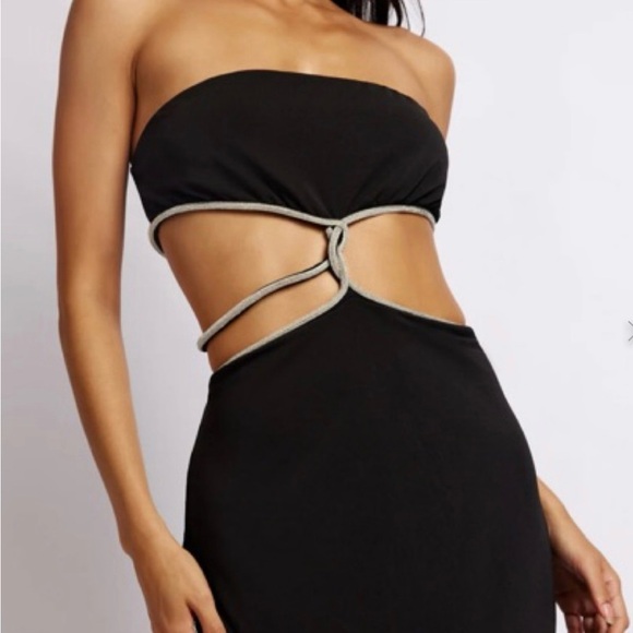 MESHKI Elegant Black Strapless Dress - Picture 4 of 5